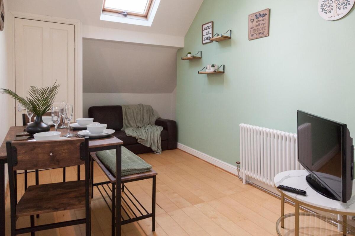 Victorian Elegance At Kingscliffe, Sleeps 17 Villa Manchester Exterior photo