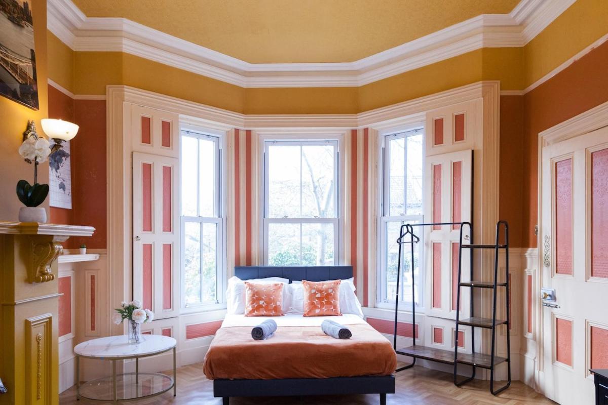 Victorian Elegance At Kingscliffe, Sleeps 17 Villa Manchester Exterior photo